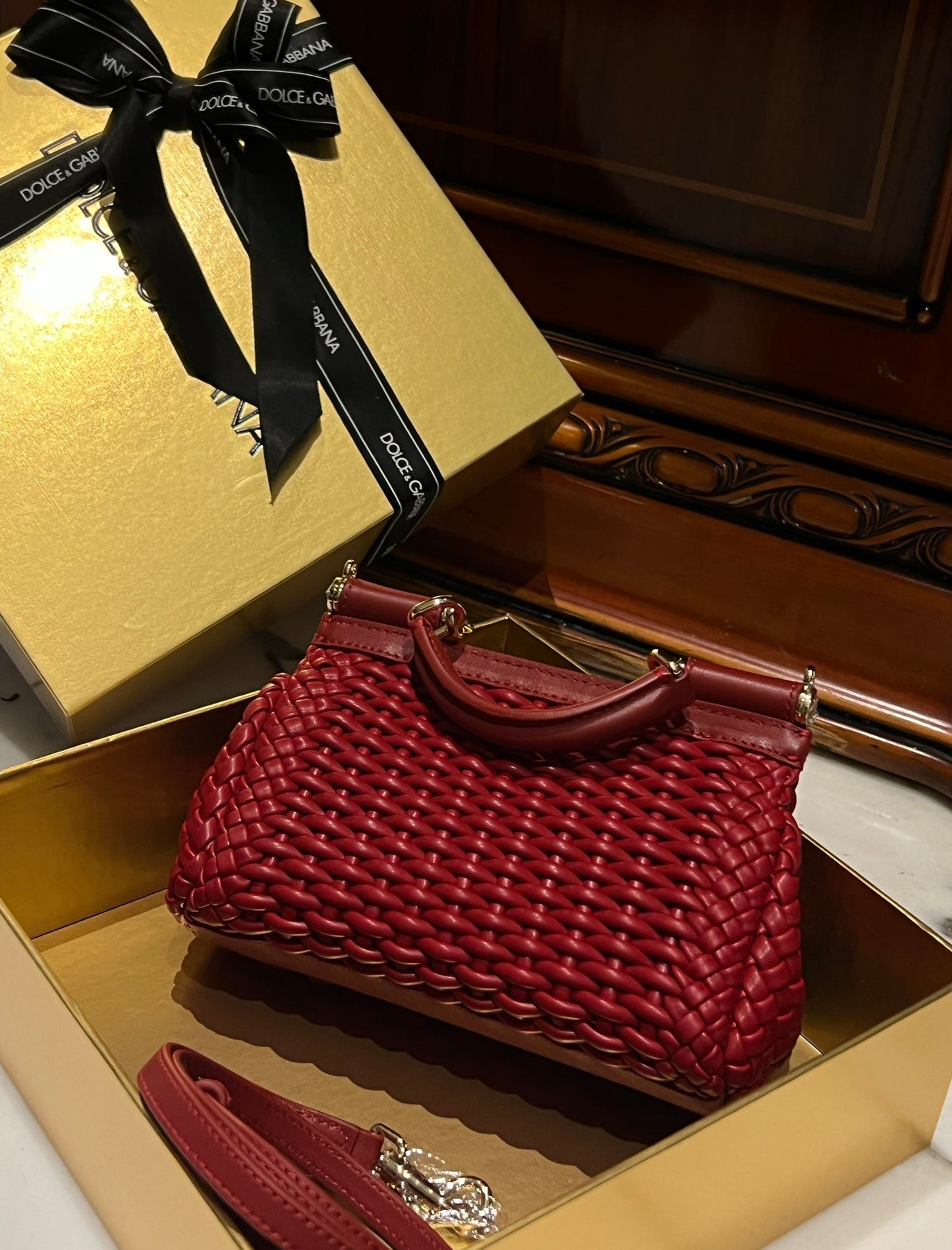 Dolce & Gabbana Dolce & Gabbana Micro Sicily 62 Tote Bag | Red | FARFETCH IL