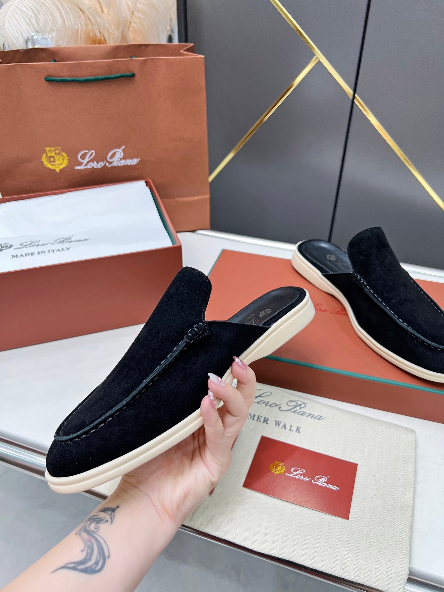 Loro Piana Elegant Stroll Slipper
