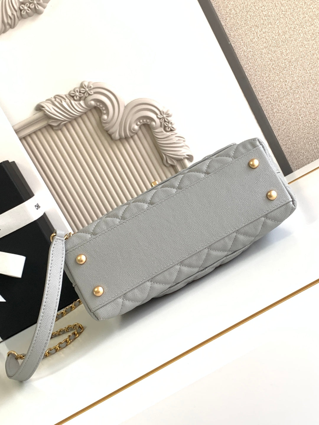 Chanel Elegant Lambskin Shoulder Bag