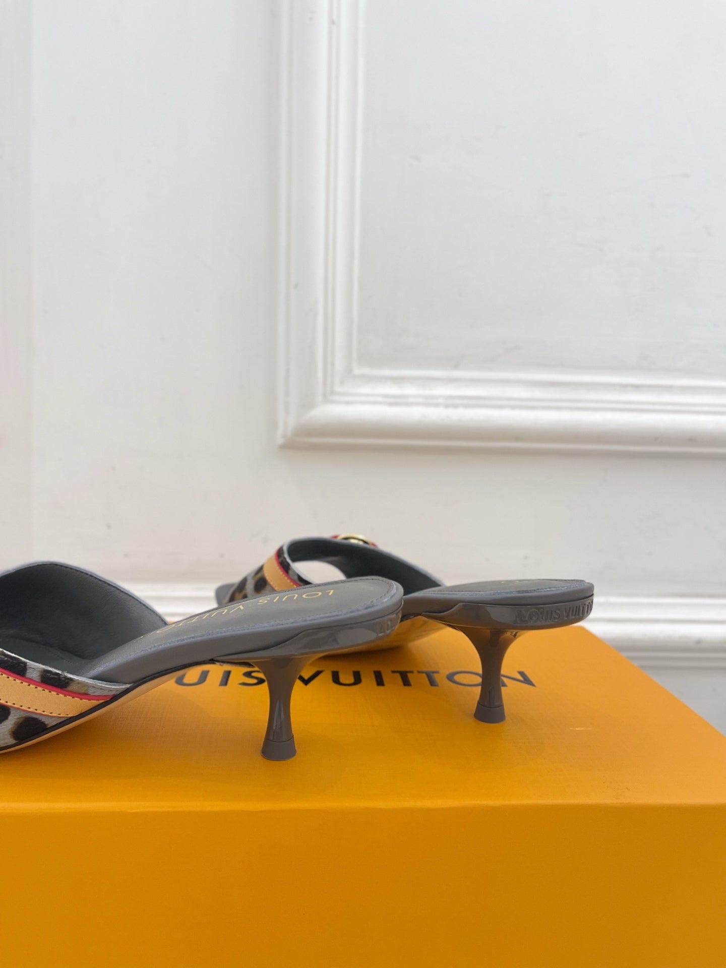 Louis Vuitton Glamour Stroll Sandals