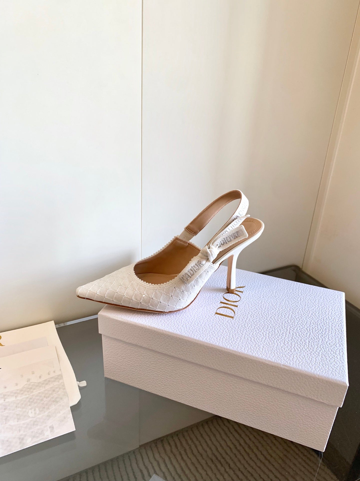 Dior Ethereal Cashmere Embrace