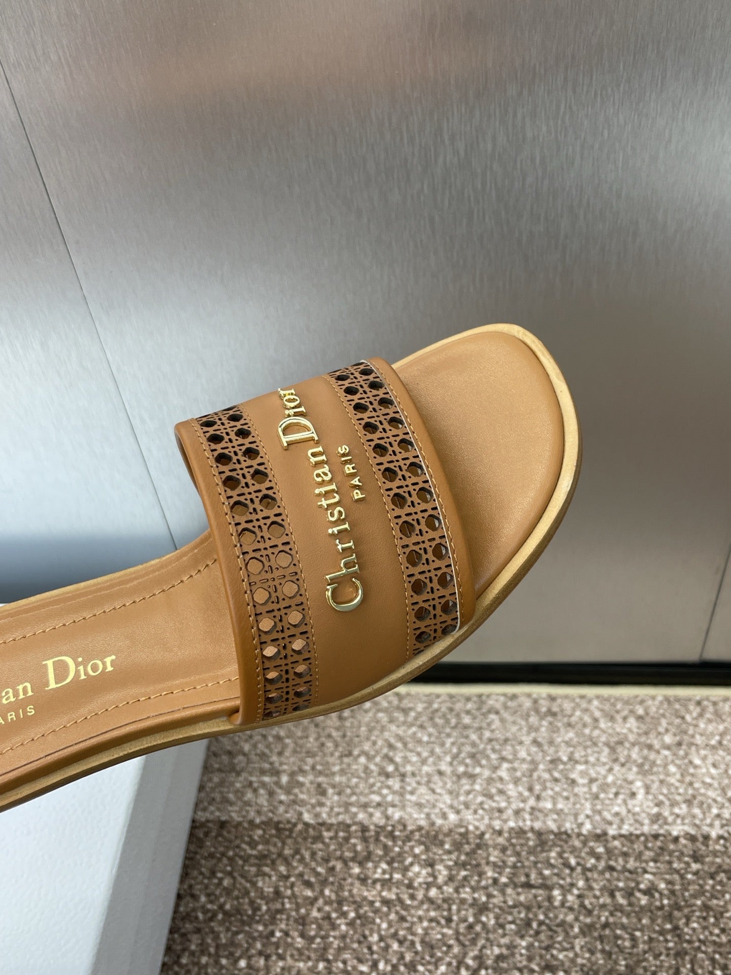 Dior Dway Slides