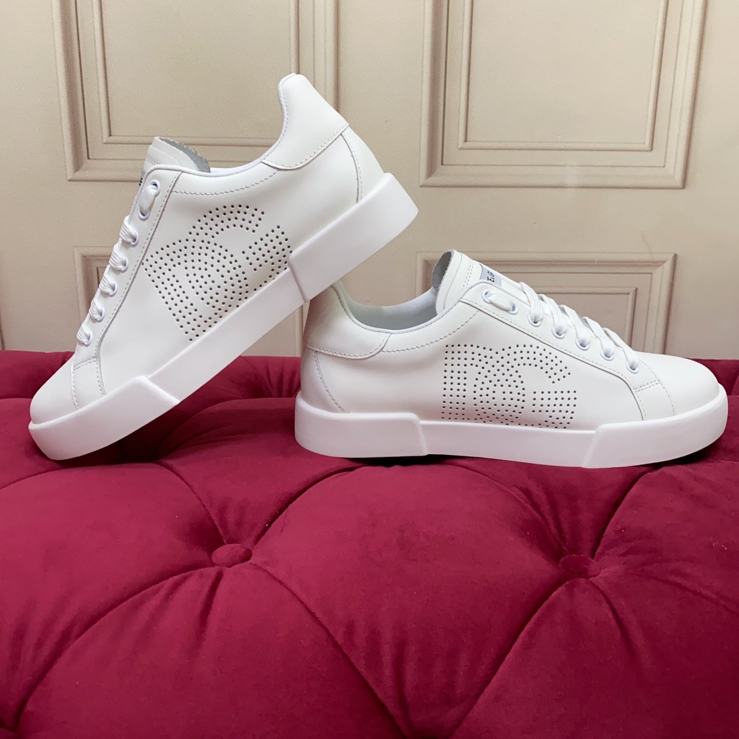 Dolce & Gabbana Calfskin nappa Portofino sneakers