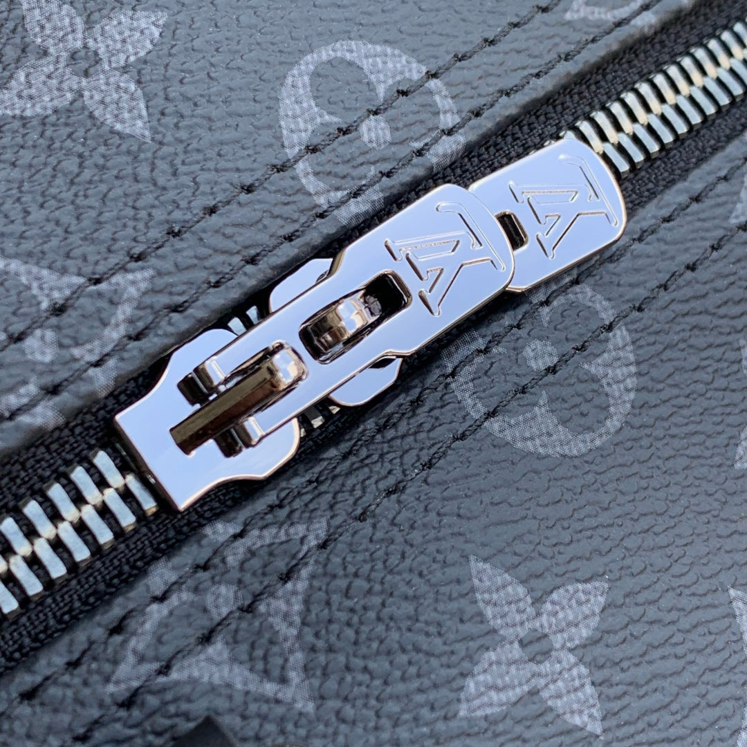 Louis Vuitton Keepall Bandoulière 50