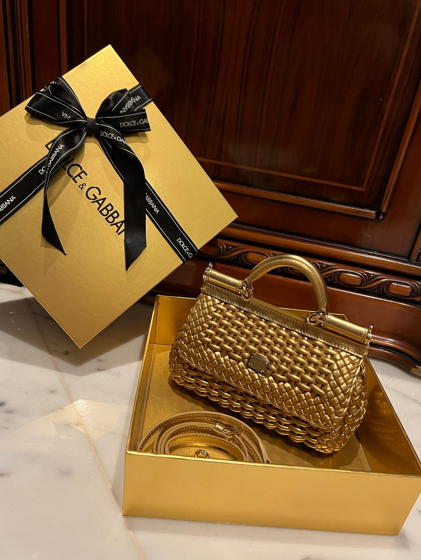 Dolce & Gabbana Dolce & Gabbana Micro Sicily 62 Tote Bag | Red | FARFETCH IL