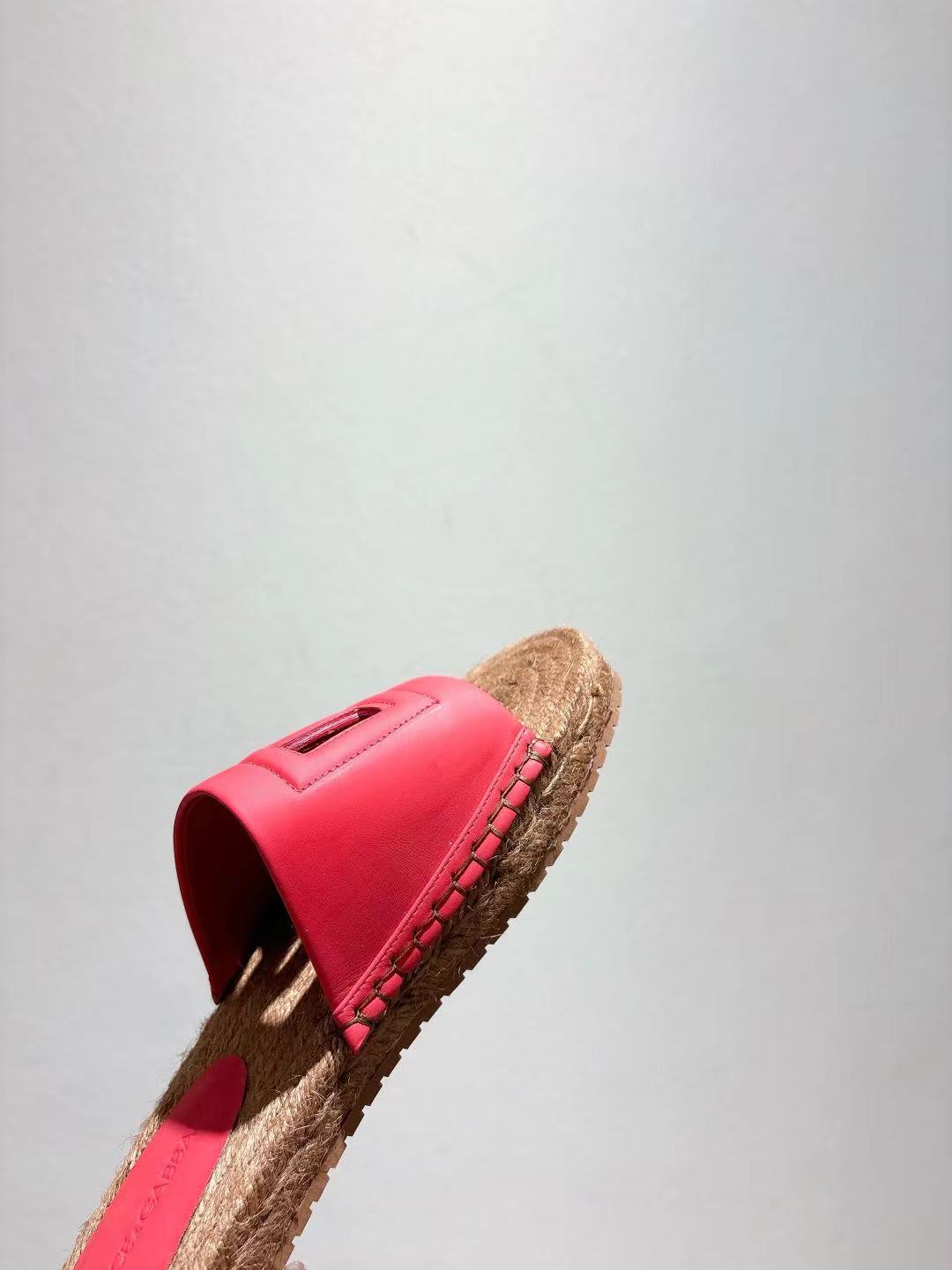 Dolce & Gabbana Woody Flat Logo Ribbon Slide Sandals