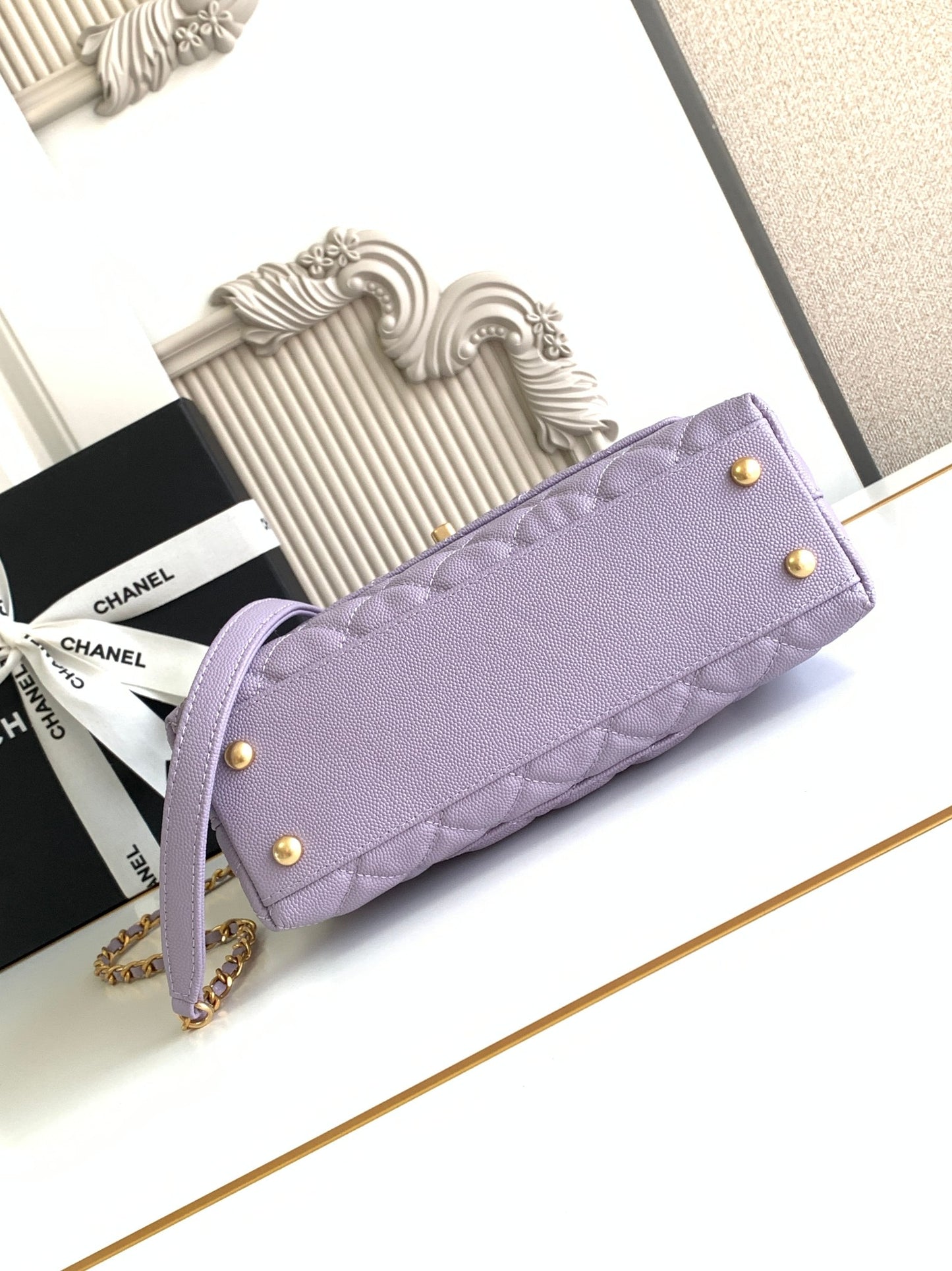 Chanel Elegant Lambskin Shoulder Bag
