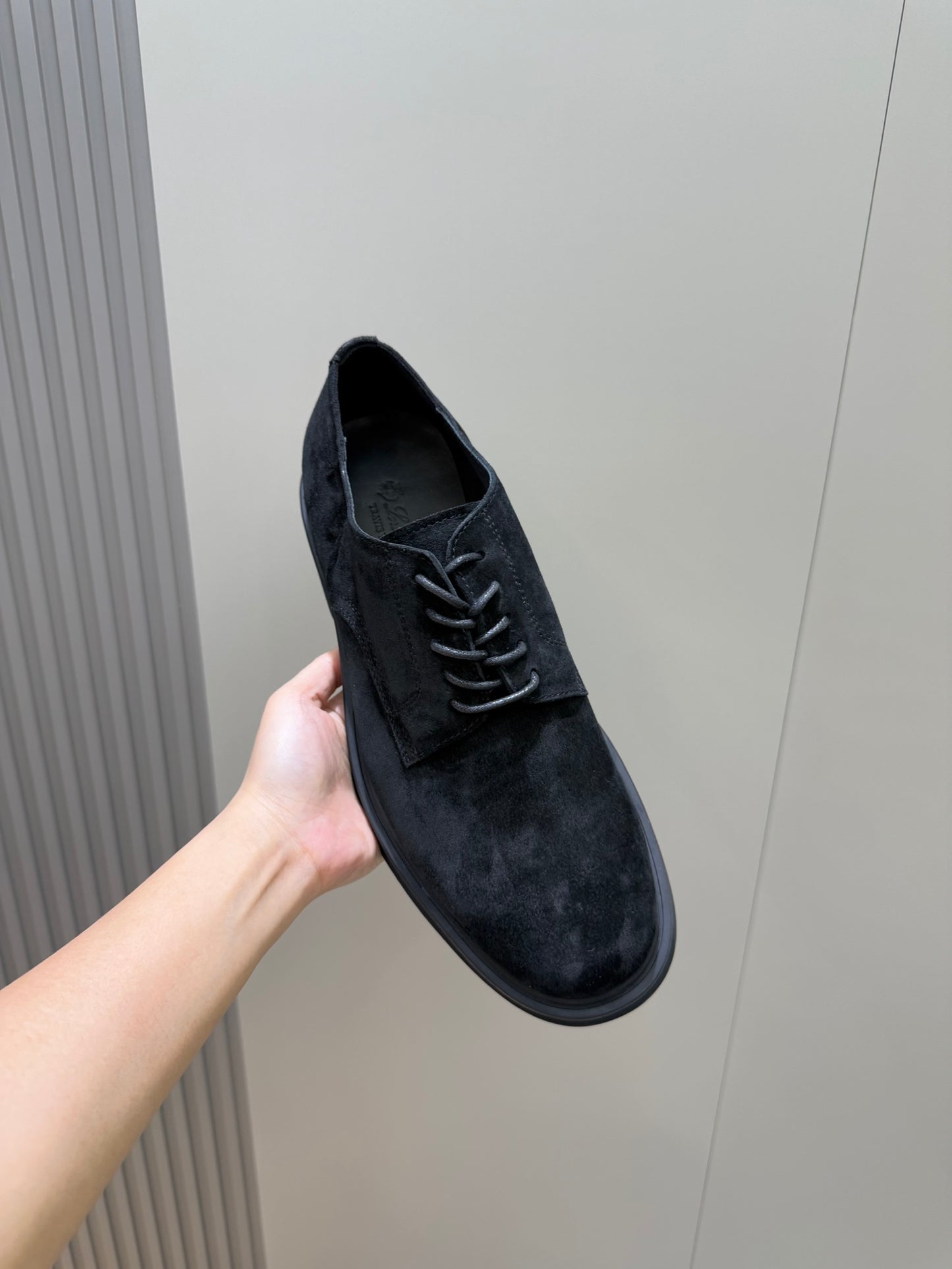 Loro Piana Timeless Leather Chelsea Boots