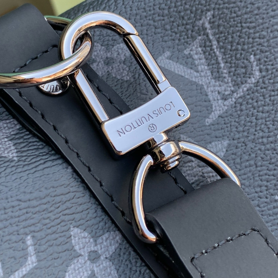 Louis Vuitton Keepall Bandoulière 50