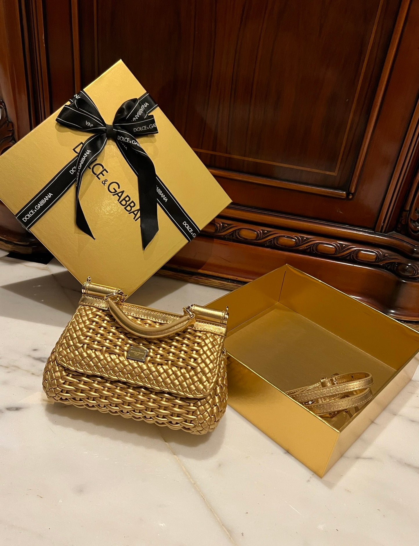 Dolce & Gabbana Dolce & Gabbana Micro Sicily 62 Tote Bag | Red | FARFETCH IL