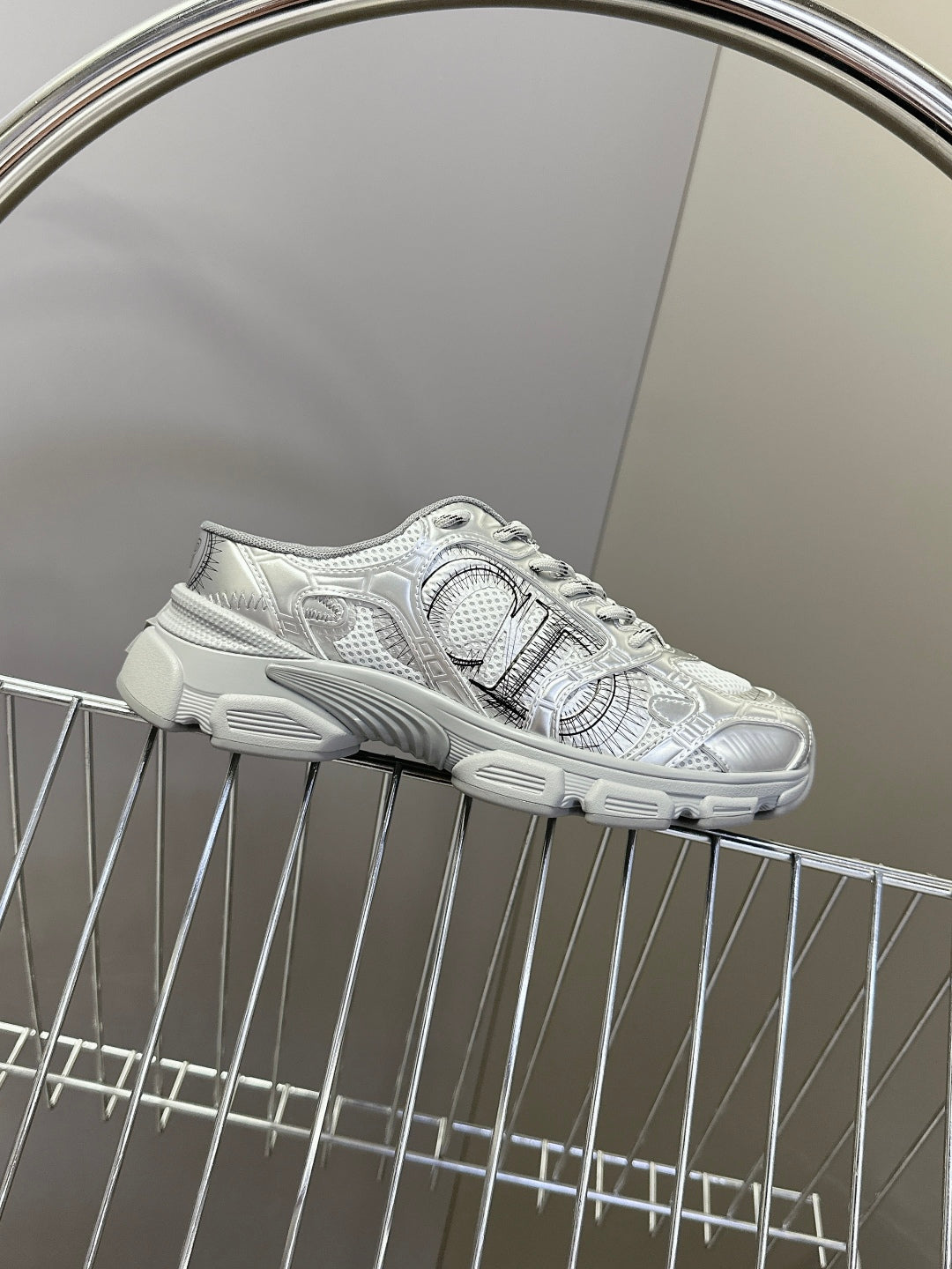 Dior Stuart Weitzman Mila Lift Pearl Leather Loafers | White | FARFETCH BH