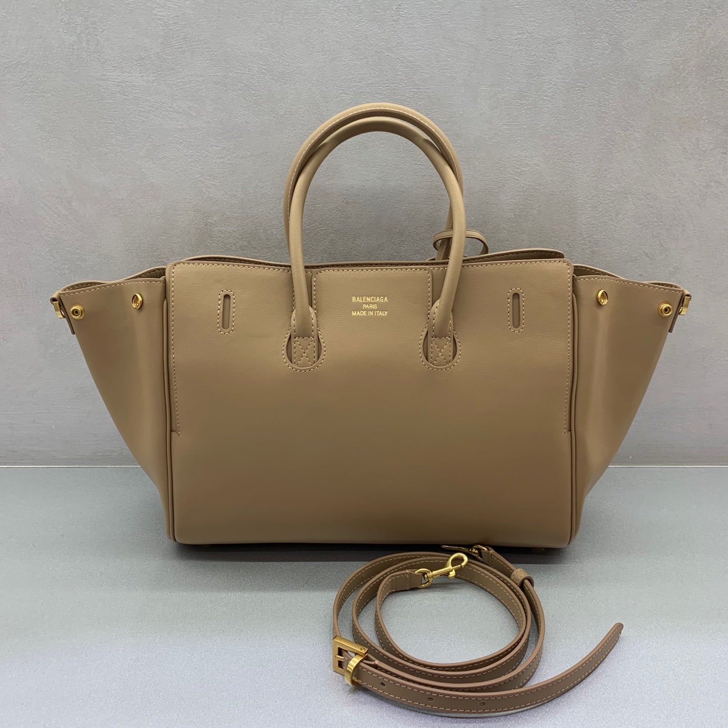 Balenciaga Timeless Elegance Handbag