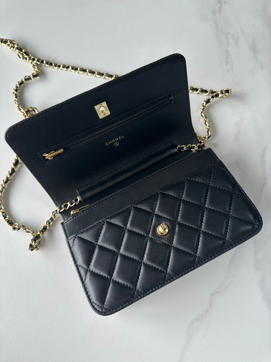 Chanel Chic Elegance Wallet