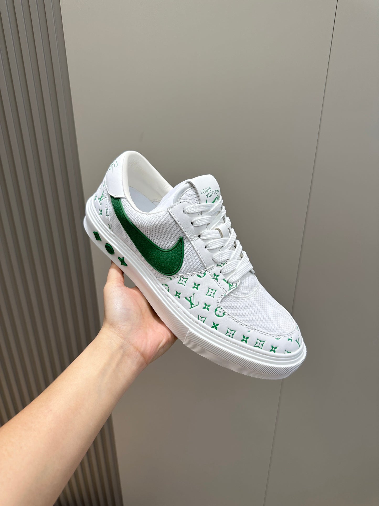 Louis Vuitton Elegant Stroll Mid-Top Sneakers