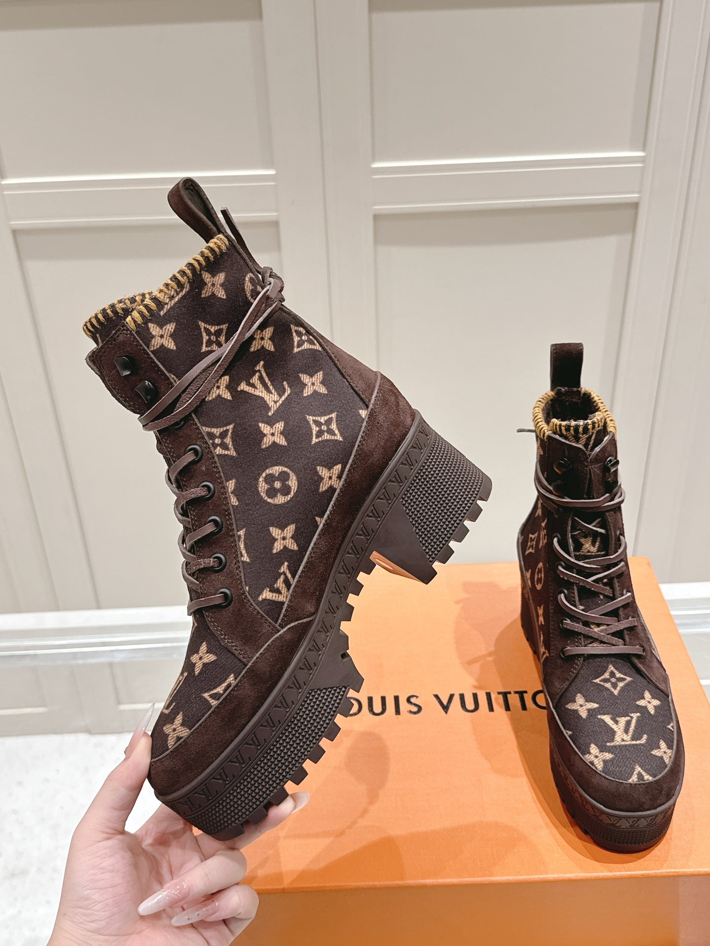 Louis Vuitton Elegant Monogram Platform Boots