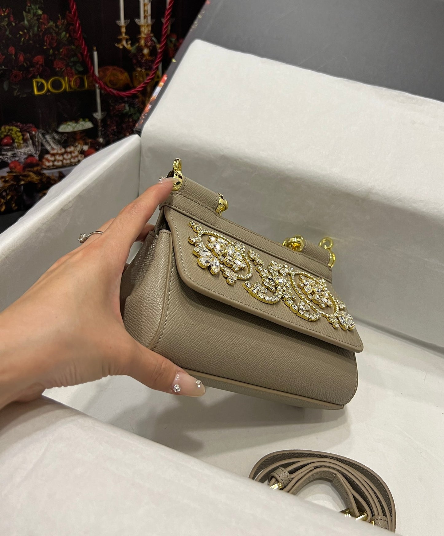 Dolce & Gabbana Dolce & Gabbana Small Sicily Shoulder Bag | Red | FARFETCH OM