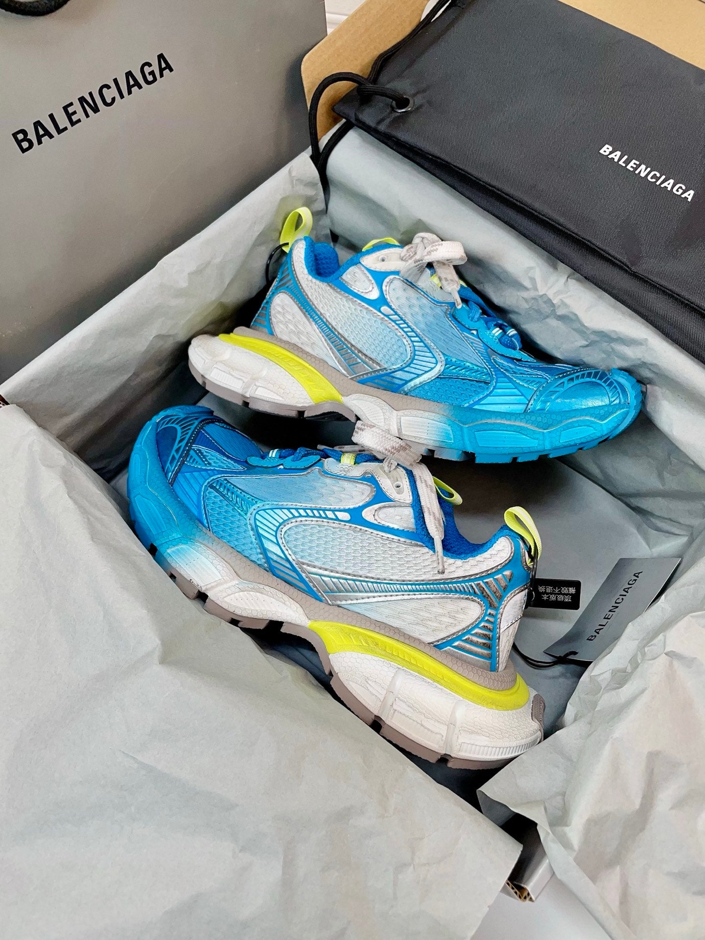 Balenciaga Urban Stroll Sneakers