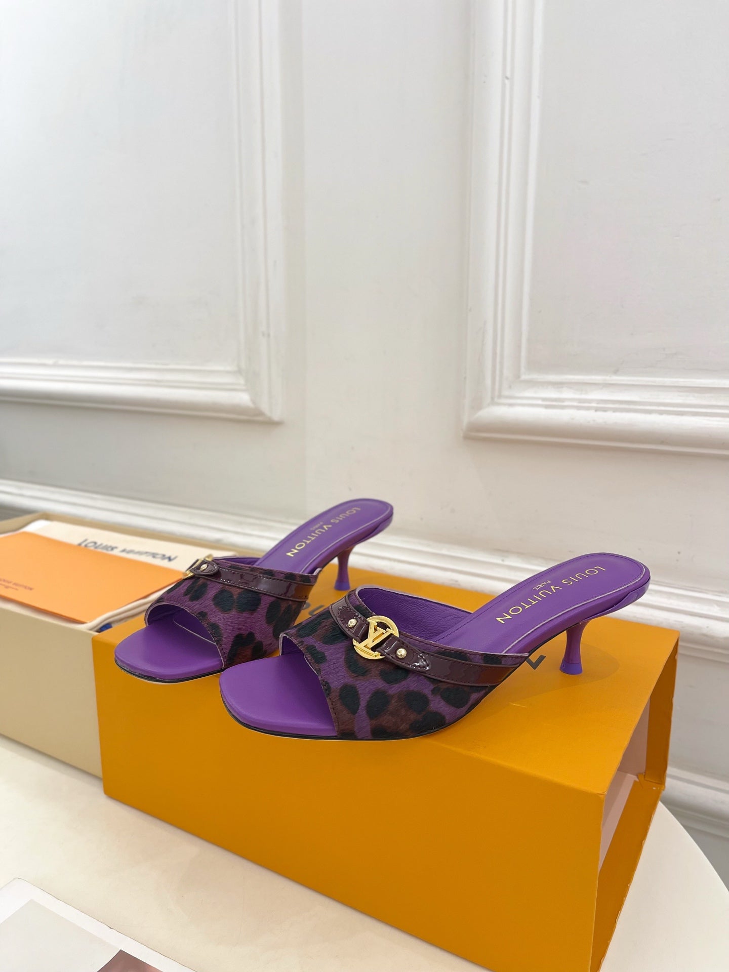 Louis Vuitton Glamour Stroll Sandals
