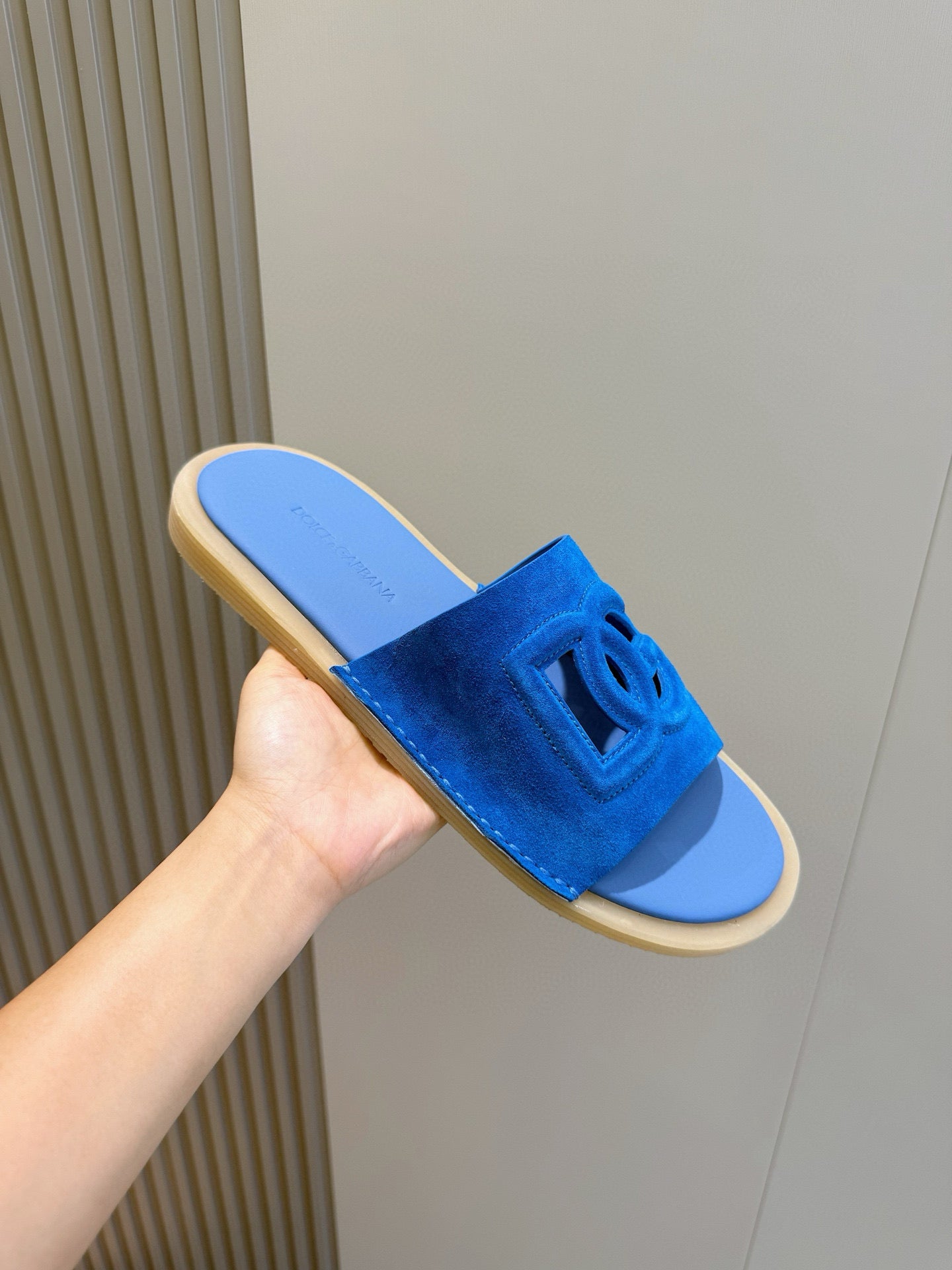 Dolce & Gabbana Dolce & Gabbana DG Logo Leather Slides | Blue | FARFETCH PK