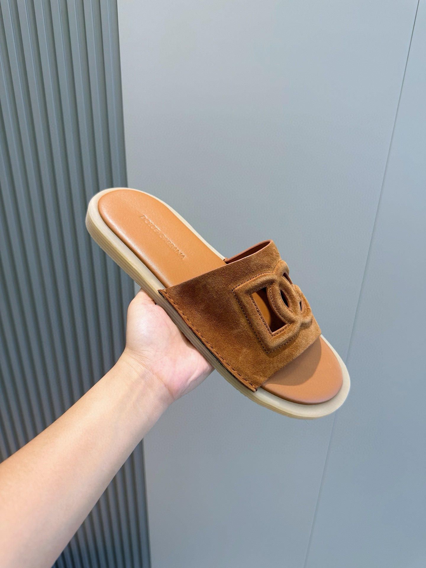 Dolce & Gabbana Dolce & Gabbana DG Logo Leather Slides | Blue | FARFETCH PK