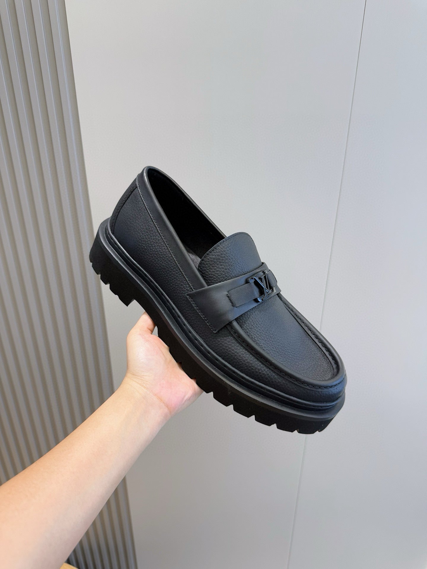 Louis Vuitton Elegant Osaka Loafers
