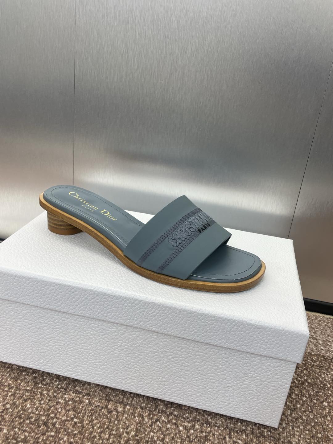 Dior Dway Slides