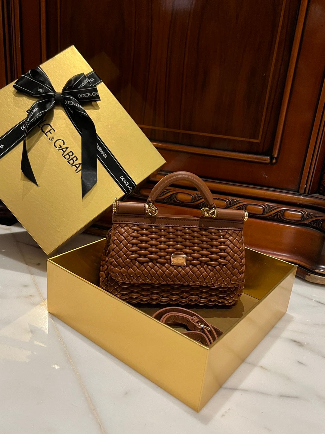 Dolce & Gabbana Dolce & Gabbana Micro Sicily 62 Tote Bag | Red | FARFETCH IL