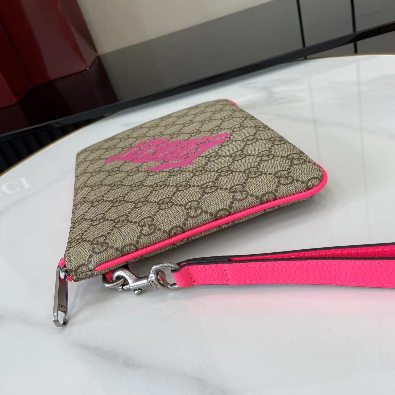 Gucci Small pouch with print