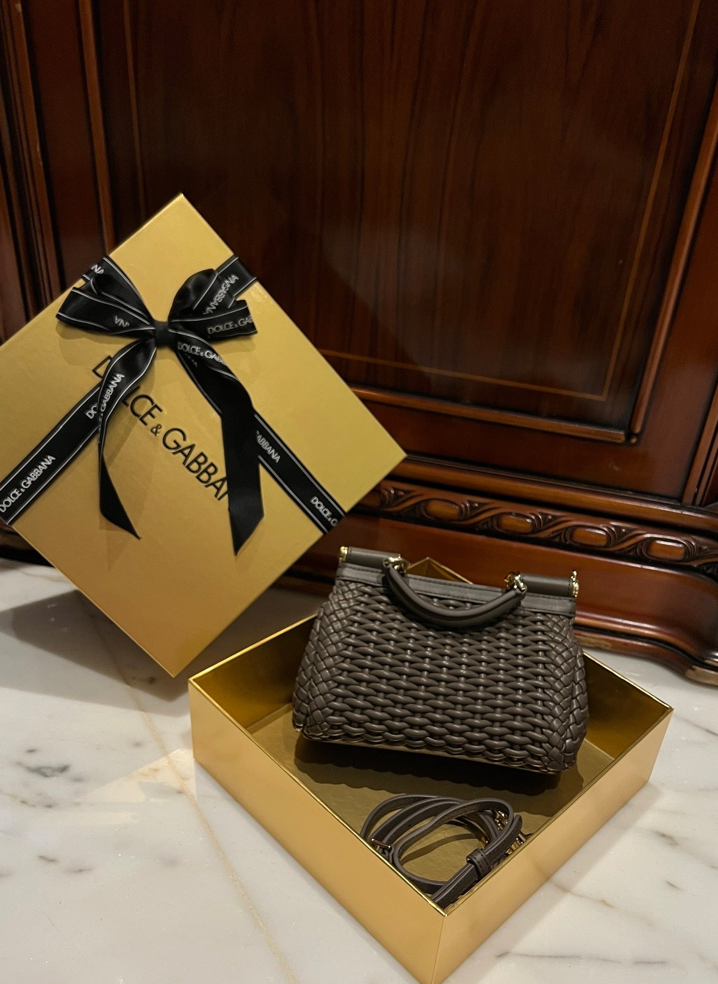 Dolce & Gabbana Dolce & Gabbana Micro Sicily 62 Tote Bag | Red | FARFETCH IL