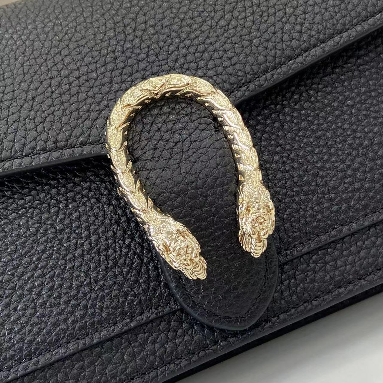 Gucci Dionysus Wallet on Chain