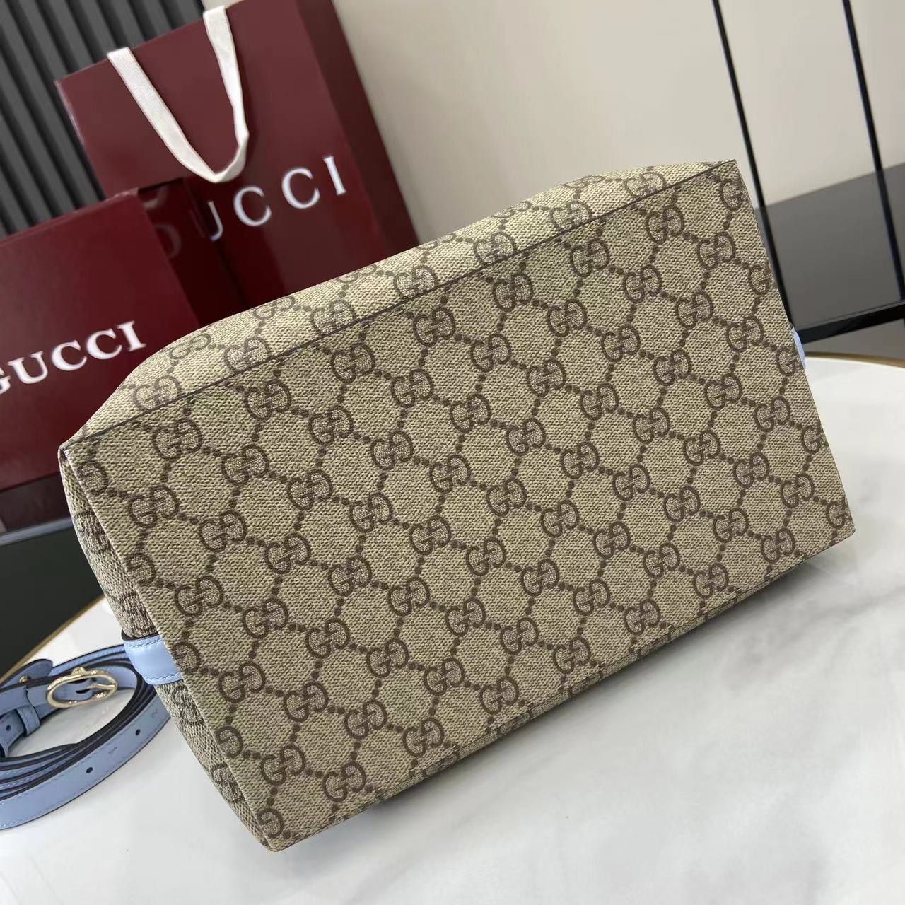 GG Emblem small Bucket Bag