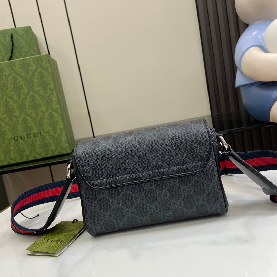 GG Black Medium Crossbody Bag
