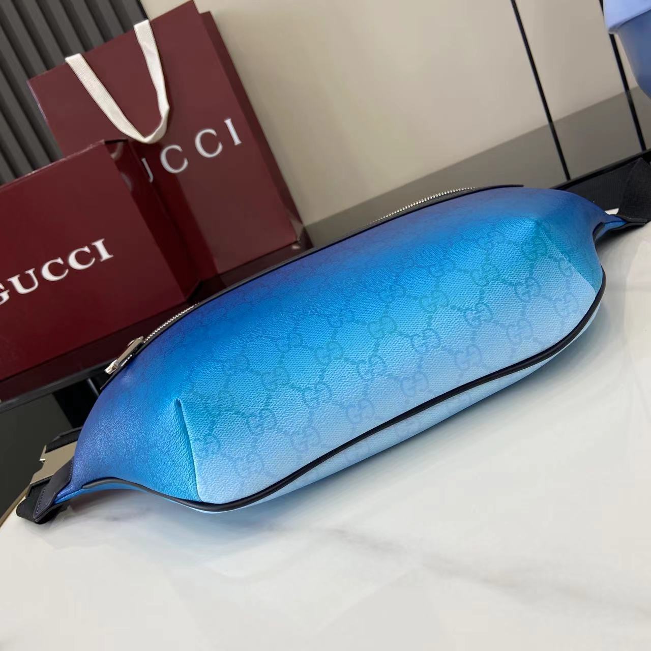 Gucci Chroma large belt bag