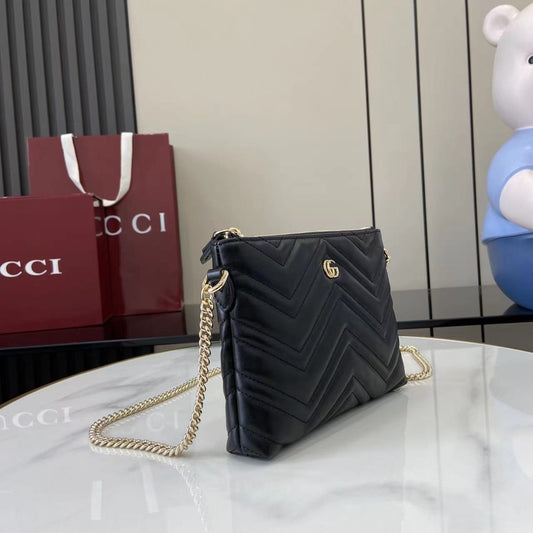 GG Marmont Pochette With Chain
