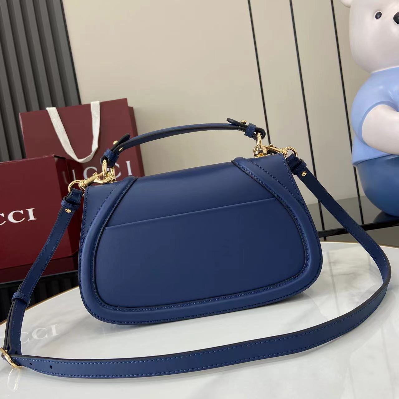 Gucci Blondie Medium Top Handle Bag