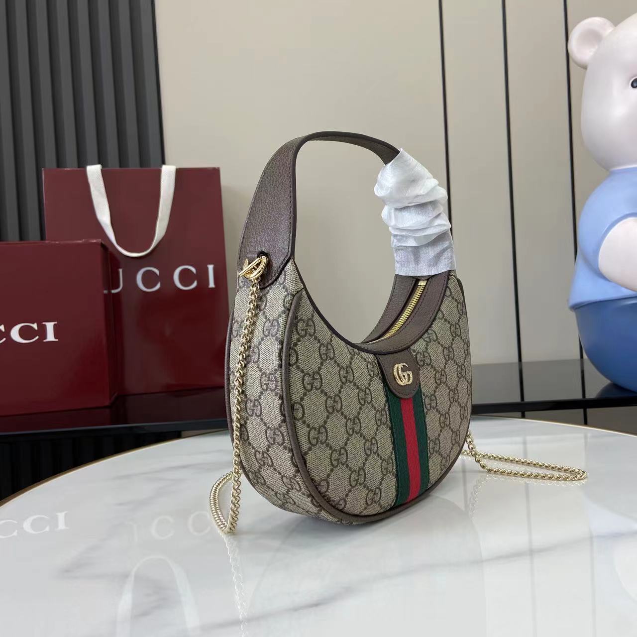 Gucci Ophidia Small Shoulder Bag