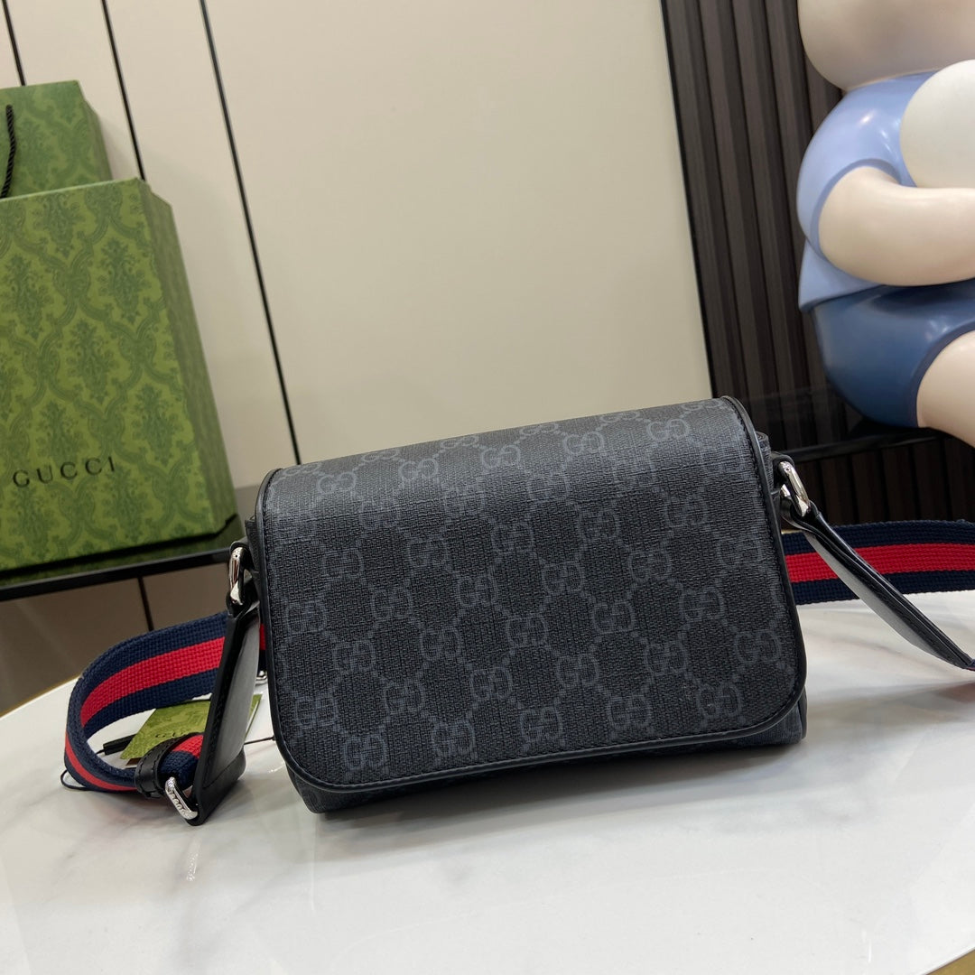 GG Black Medium Crossbody Bag